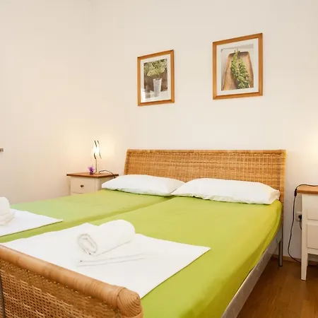 Apartment Dino Krk Town