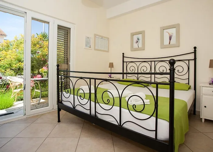 Dino Apartamento Krk Town