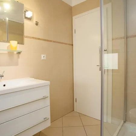 Apartman Dino